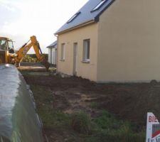 Tranchée de raccordement en cours