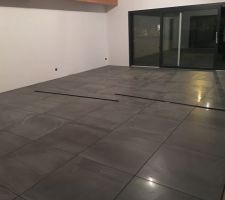 Premier jour de pose du carrelage