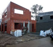 Fenêtre salon, porte entrée...