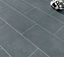 10 juillet : détail du carrelage