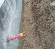 Emplacement drains