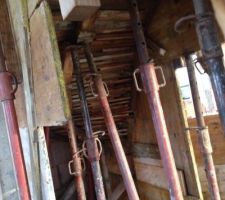 Coffrage du dessous des marches de l'escalier