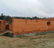 Commenc&eacute; le 12 et ils terminent demain !!