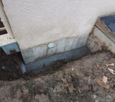 Terrassement le long des façades