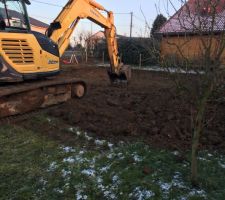 Commencement du terrassement ! Ils ont super bien bossé !