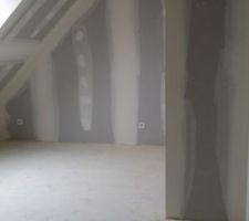 Chambre 2 avec dressing de 2m