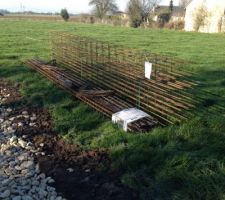 Arriv&eacute;e ce matin de la ferraille pour les fondations