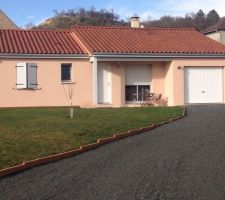 Après quelques mois de travail des extérieurs voilà le rendu de la maison famille 5 tradieco.