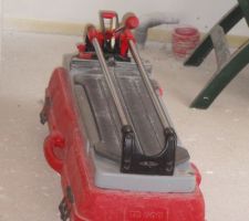 Appareil pour couper le carrelage, merci beau-papa