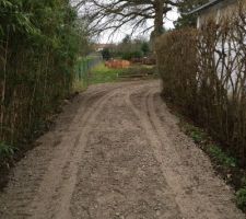 Chemin d'accès en tout-venant