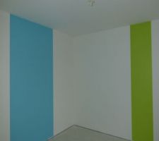 Mon bureau - bandes verticales vertes et bleues