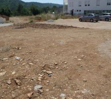 Premi&egrave;re visite du terrain