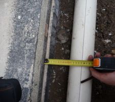 écartement tube eaux pluviales