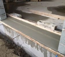 Seuil des baies vitr&eacute;es en cours de s&eacute;chage