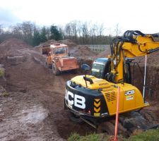 Terrassement en cours de r&eacute;alisation