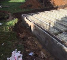 La trappe devait &agrave; l'origine de trouver &agrave; l'endroit o&ugrave; je me trouve sur la photo