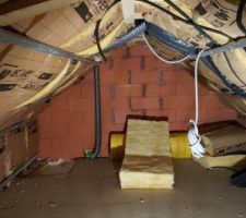 Aménagement combles pour usage de chambre