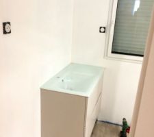 Meuble et plan vasque salle d'eau