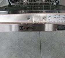 Lave vaisselle 15 couverts electrolux 10l par cycle!!