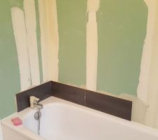 Faïence salle de bain étage