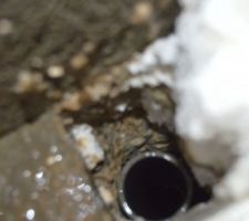 Tuyau de la double vasque pas raccorder au eau évacuation merci la satec