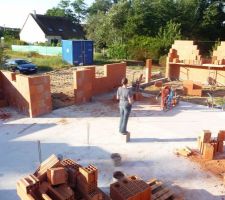 Jour 5 : vue sur entr&eacute;e office garage