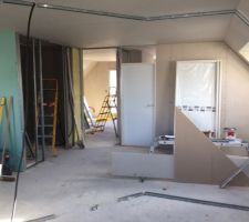Vue partielle de la etage depuis notre future chambre