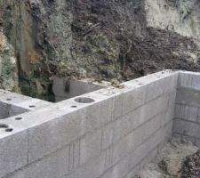 Le vide sanitaire se monte tranquilement