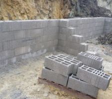 Le vide sanitaire se monte tranquilement