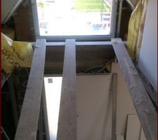 Vue du vide sur hall