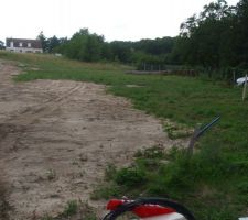 Vue du terrain &agrave; partir de la pointe apr&egrave;s nettoyage des souches par le terrasier