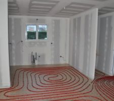 Visite pour vérifier le chauffage au sol