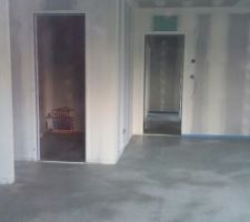 Chape liquide coulée