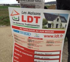 AFFICHAGE DES PANNEAUX  AVEC LE JOURNAL DU JOUR DIAMANCHE 14/02/16
Une copie envoyé au notaire au cas ou