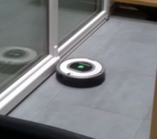 Arrivee de RUMBA. Irobot 776p!