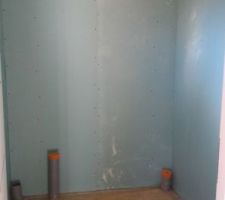 Salle d'eau de la chambre parentale