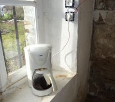 Le confort : Après le cheminée, la cafetière!!