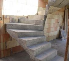 Construction de l'escalier.