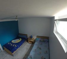 Chambre d'enfant au sous-sol