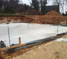 La dalle du sous-sol est coulée