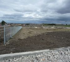Finition du lotissement (empierrement des futures rues et clot&ucirc;res c&ocirc;t&eacute; rue A. Vialatte