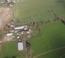Photo vue du ciel de notre parcelle. Nous apercevons que les fondations sont en cours de r&eacute;alisation
