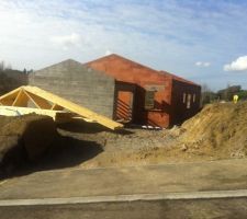 Mise en place des IPN afin de créer un espace de rangement supplémentaire dans le garage