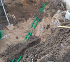 Evacuation et pose des fourreaux