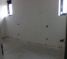 Chambre rez-de-chaussée.