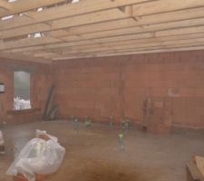 Commencement de la charpente plancher bois