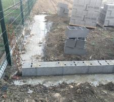 Vide sanitaire c&ocirc;t&eacute; garage