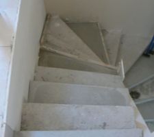 Encore 2 marches de faites, plus que 5 !!