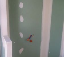 Salle de bain - douche et emplacement plan vasque