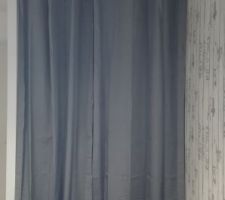 Chambre des ados, avec 2 sommiers en palette, pour passer de 2 lits 1 personne en 1 lit double. Encore de la d&Atilde;?&Acirc;&copy;co &Atilde;?&Acirc;&nbsp; trouver et le linge de lit &Atilde;?&Acirc;&nbsp; changer